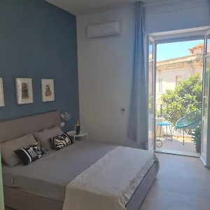 Pensión Sunset 221, Cagliari