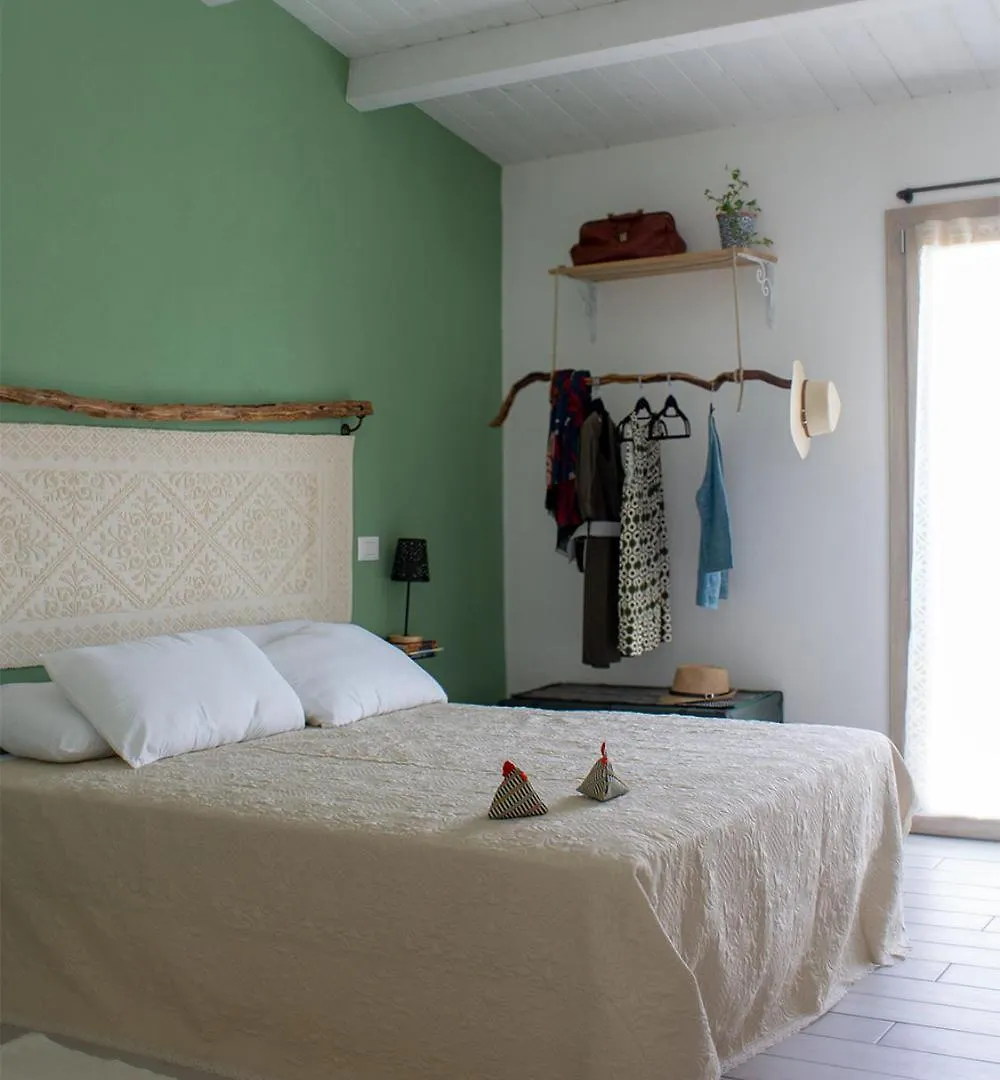 Guest house Is Puddas De Monica Guesthouse Cagliari Italy